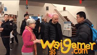 “绊倒库里的人找到了”知名FPS主播 当了一回美国孙笑川(独行侠球迷绊倒库里)